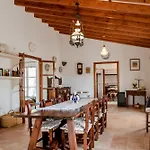 Casa Con Vistas Despejadas Ideal Para Familias